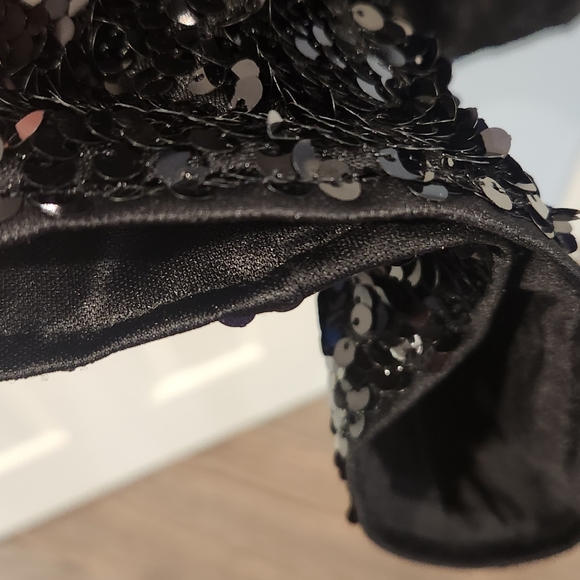 Black sequin pants - Picture 3 of 4